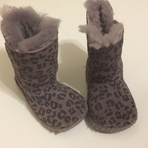SOLD UGG baby/Toddler Cassie Boots